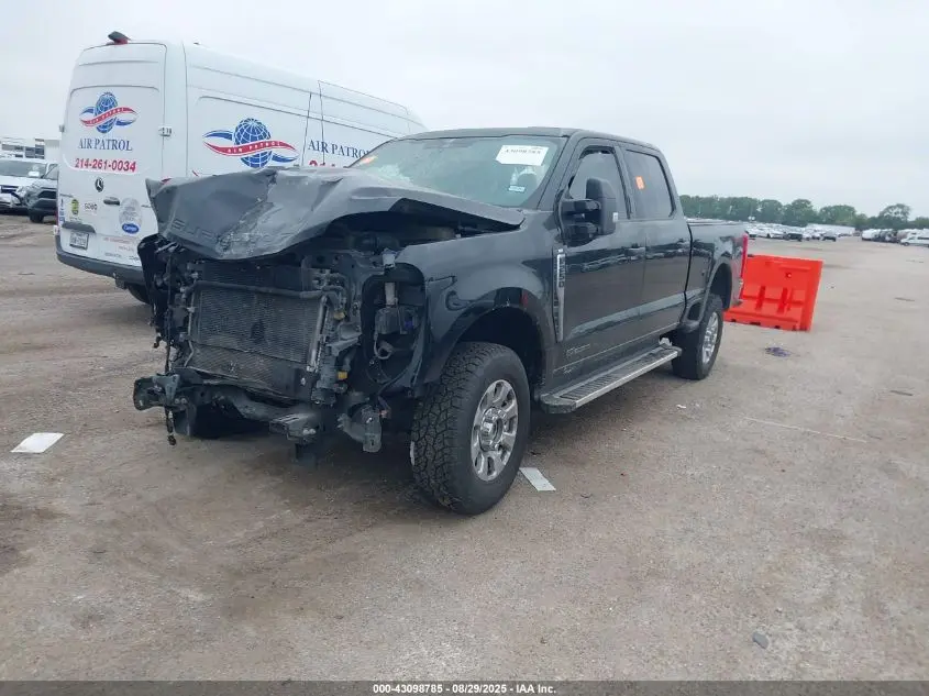2023 FORD F-250 XLT