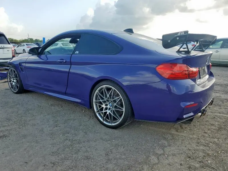 2017 BMW M4   