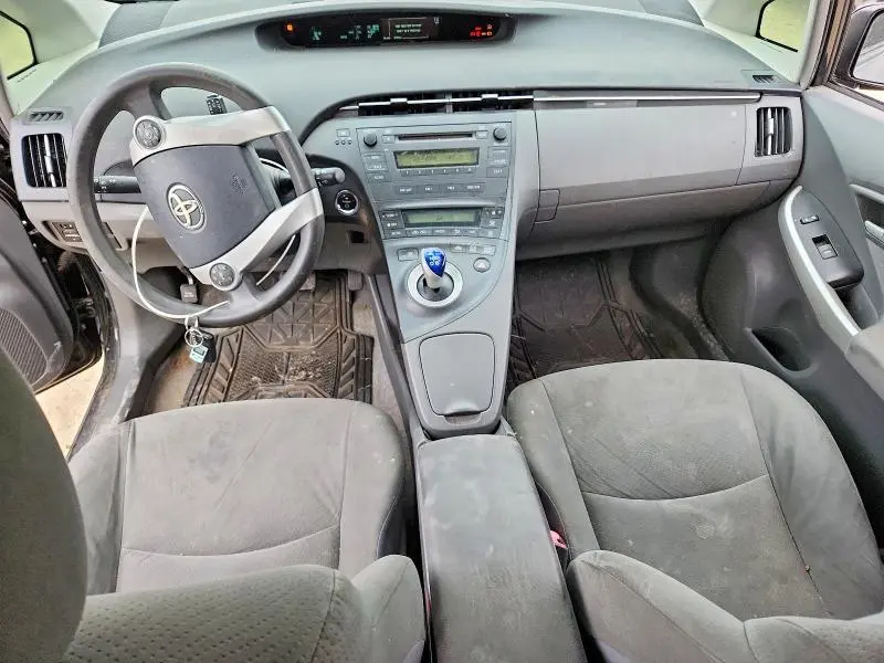 2010 TOYOTA PRIUS II  