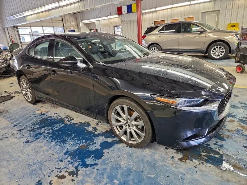 2020 MAZDA 3 PREMIUM  