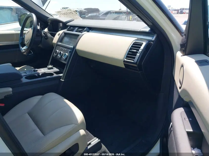 2020 LAND ROVER DISCOVERY LANDMARK EDITION