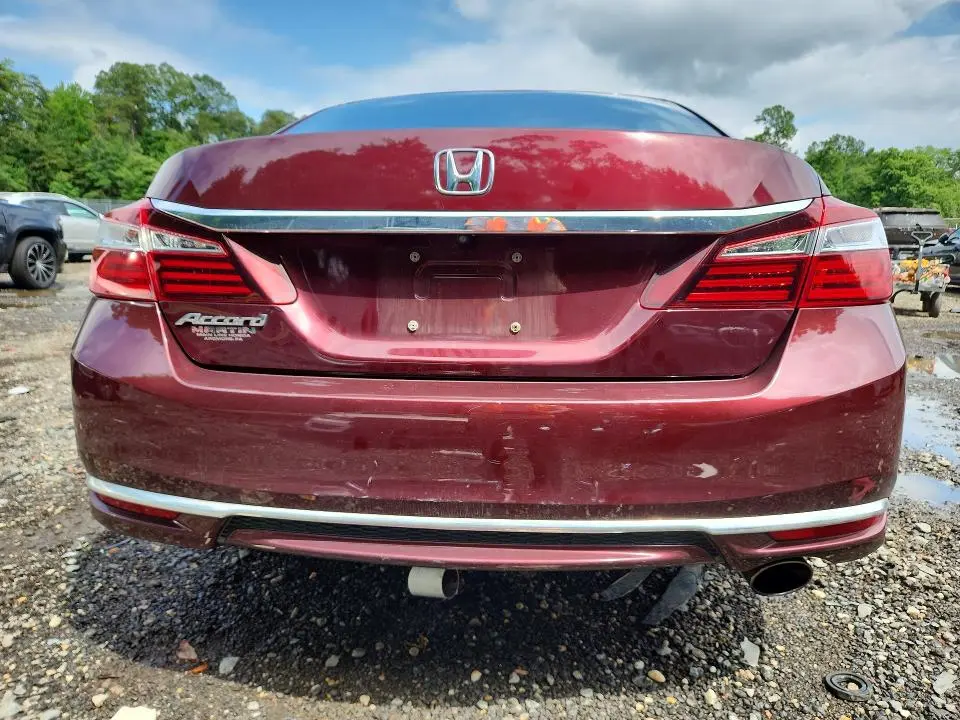 2017 HONDA ACCORD LX  