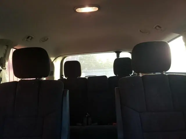 2013 DODGE GRAND CARAVAN SE  