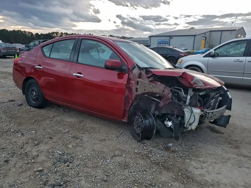 2014 NISSAN VERSA S  