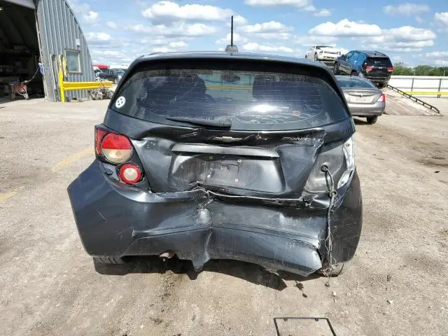 2016 CHEVROLET SONIC LT  