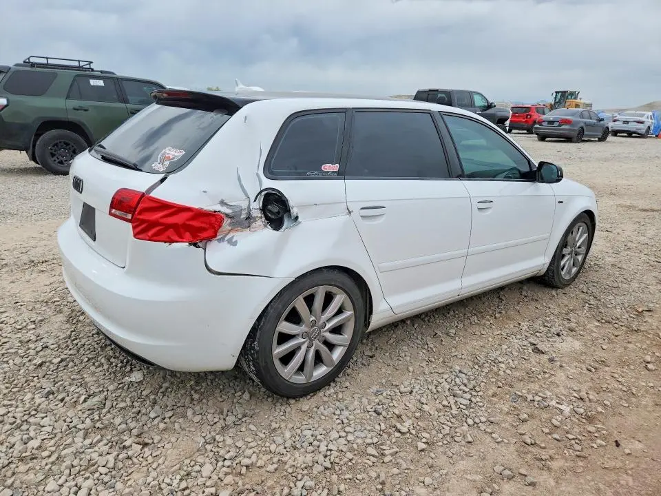 2011 AUDI A3 PREMIUM  