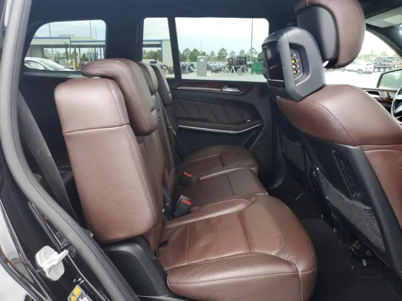 2015 MERCEDES-BENZ GL 550 4MATIC  