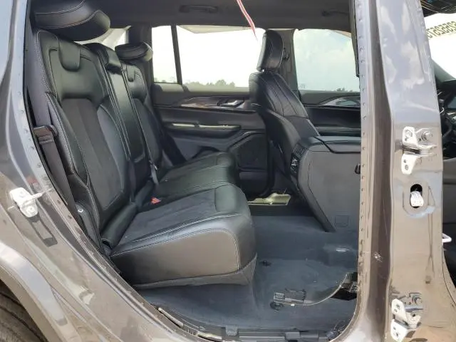 2023 JEEP GRAND CHEROKEE LAREDO  