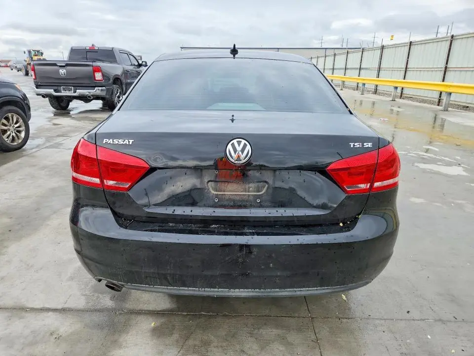 2014 VOLKSWAGEN PASSAT SE  