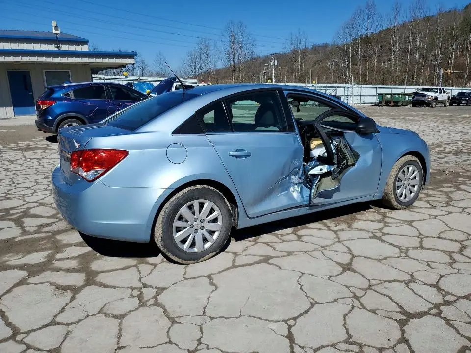 2011 CHEVROLET CRUZE LS  