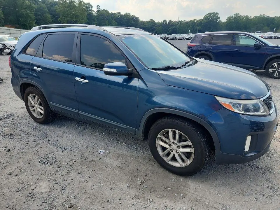 2014 KIA SORENTO LX  