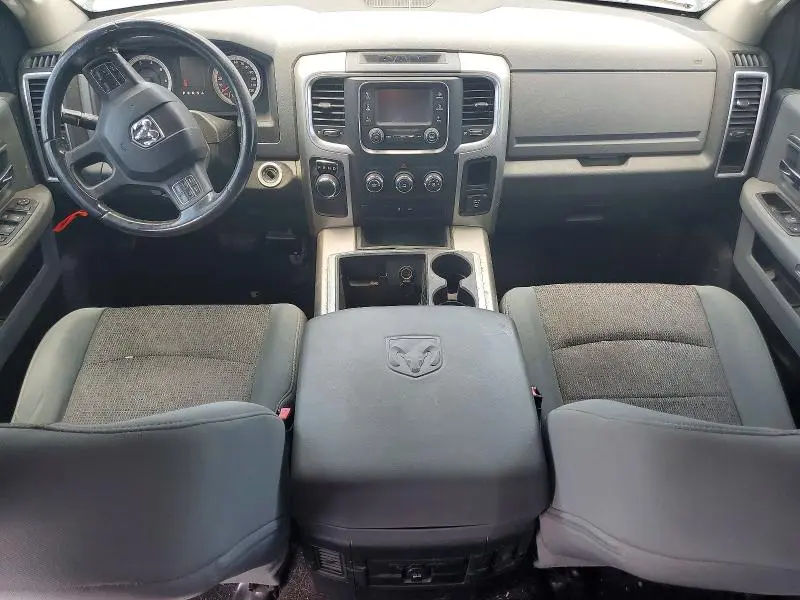 2014 RAM 1500 SLT  