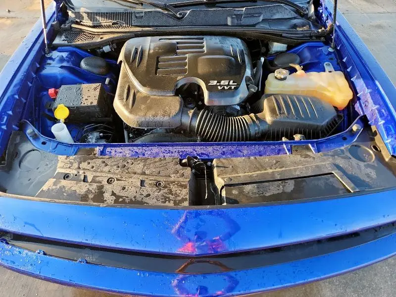 2022 DODGE CHALLENGER SXT  