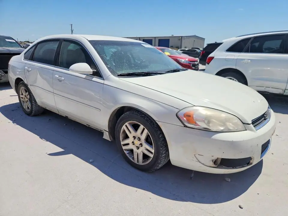2011 CHEVROLET IMPALA LT  