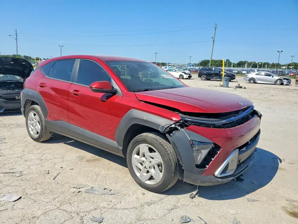 2025 HYUNDAI KONA SE  