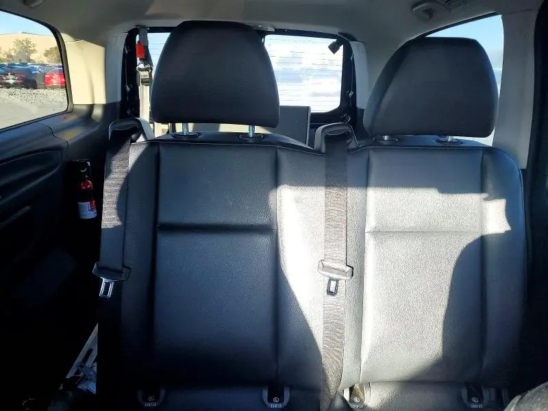 2018 MERCEDES-BENZ METRIS   