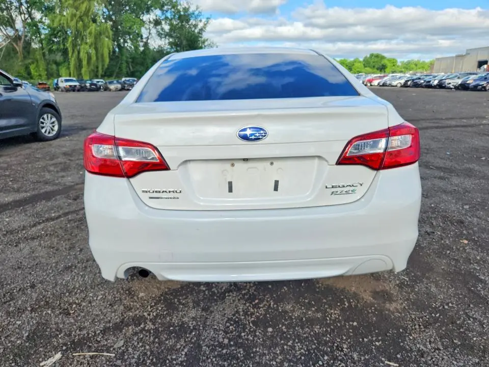 2015 SUBARU LEGACY 2.5I  