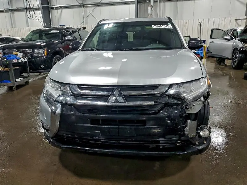2018 MITSUBISHI OUTLANDER SE  