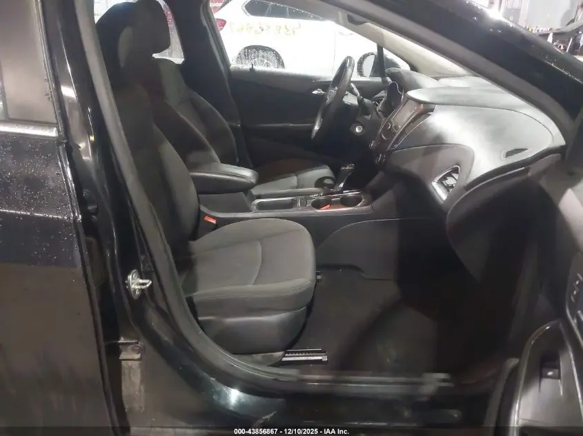 2017 CHEVROLET CRUZE LT AUTO