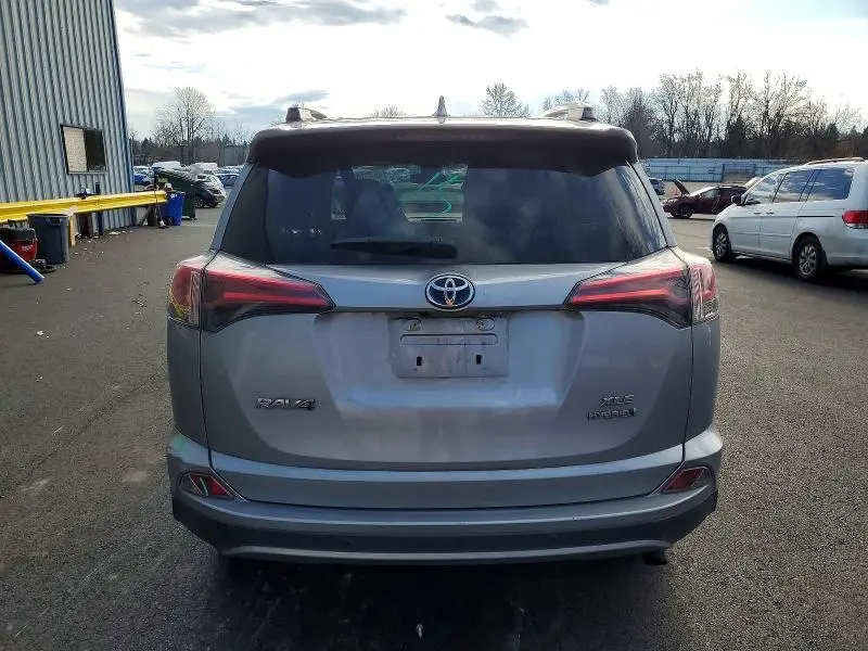 2017 TOYOTA RAV4 HV LE  