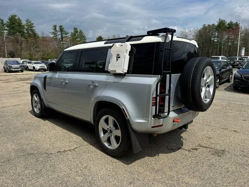 2022 LAND ROVER DEFENDER 110 XS EDITION  