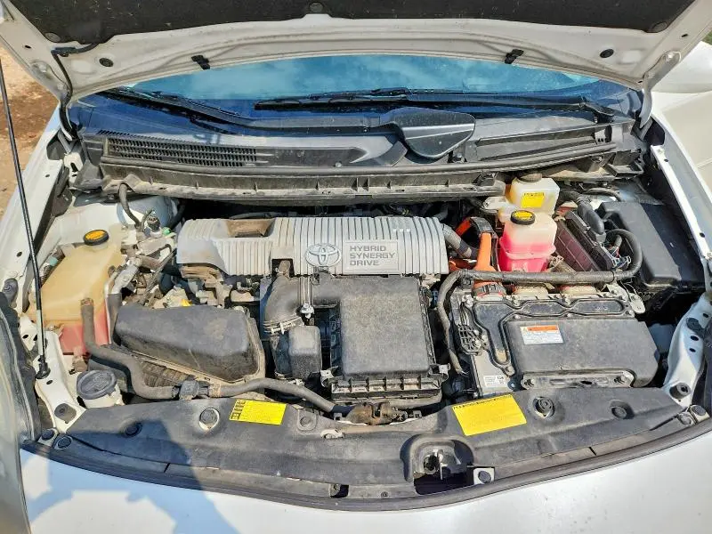 2013 TOYOTA PRIUS FIVE  