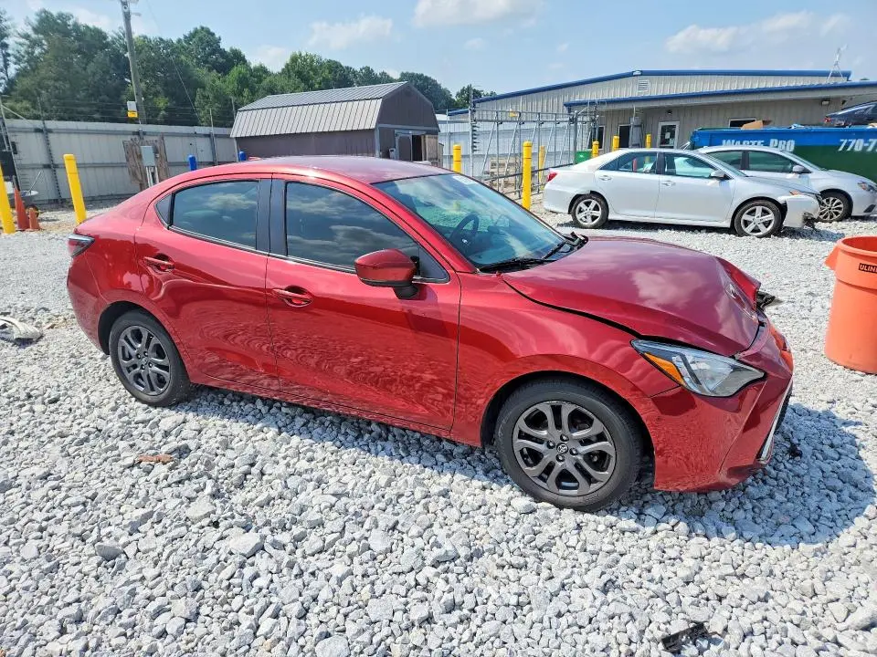 2020 TOYOTA YARIS LE  