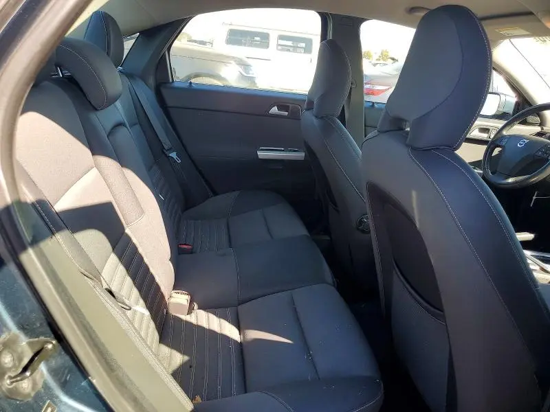 2010 VOLVO S40 2.4I  