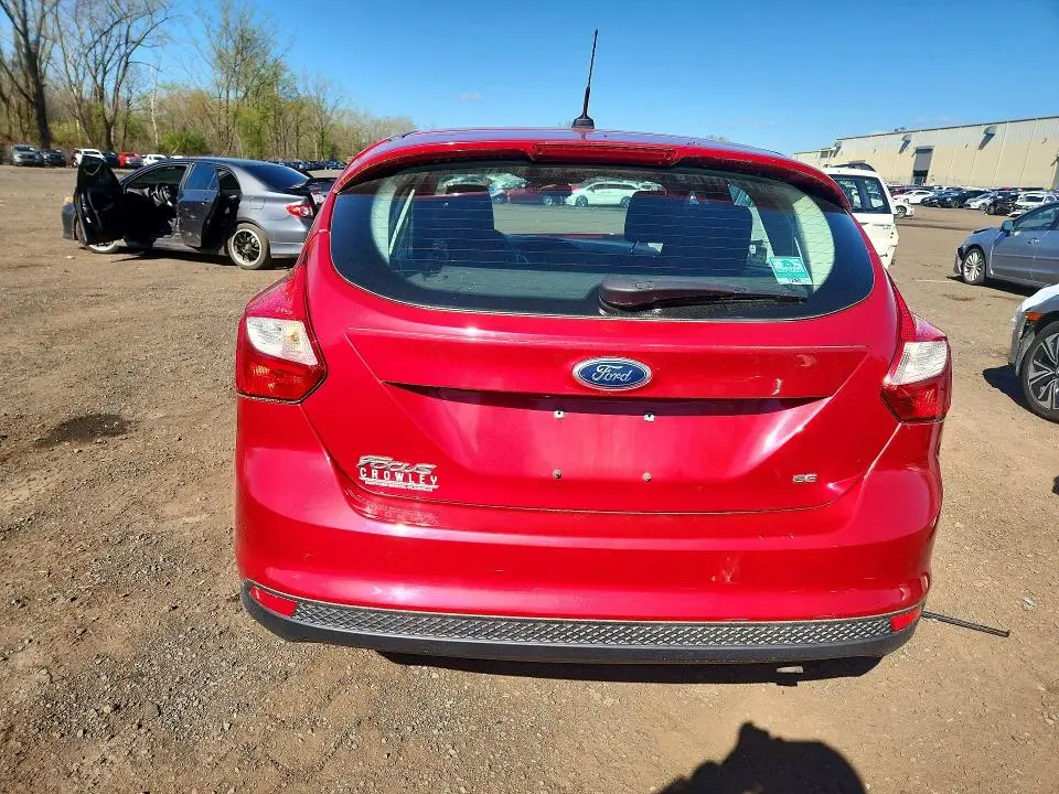 2012 FORD FOCUS SE  