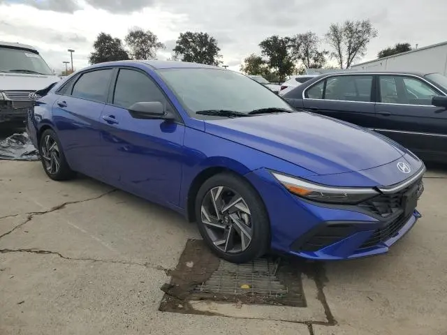 2025 HYUNDAI ELANTRA SEL SPORT  