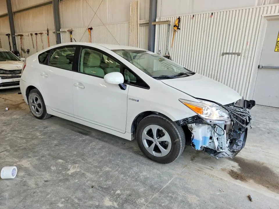 2013 TOYOTA PRIUS THREE  