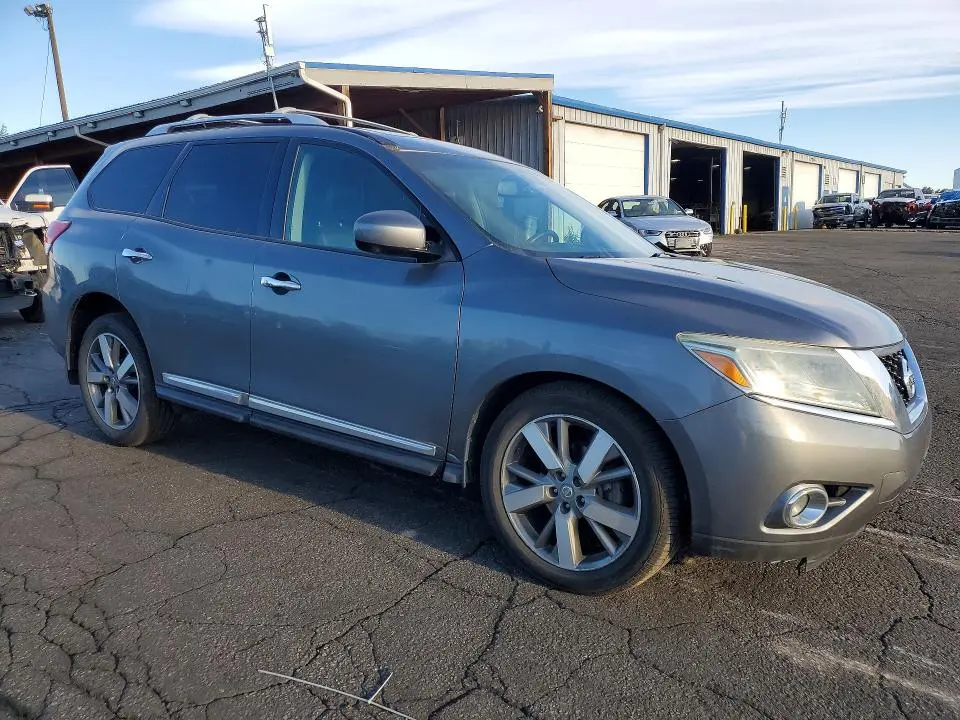 2015 NISSAN PATHFINDER PLATINUM  