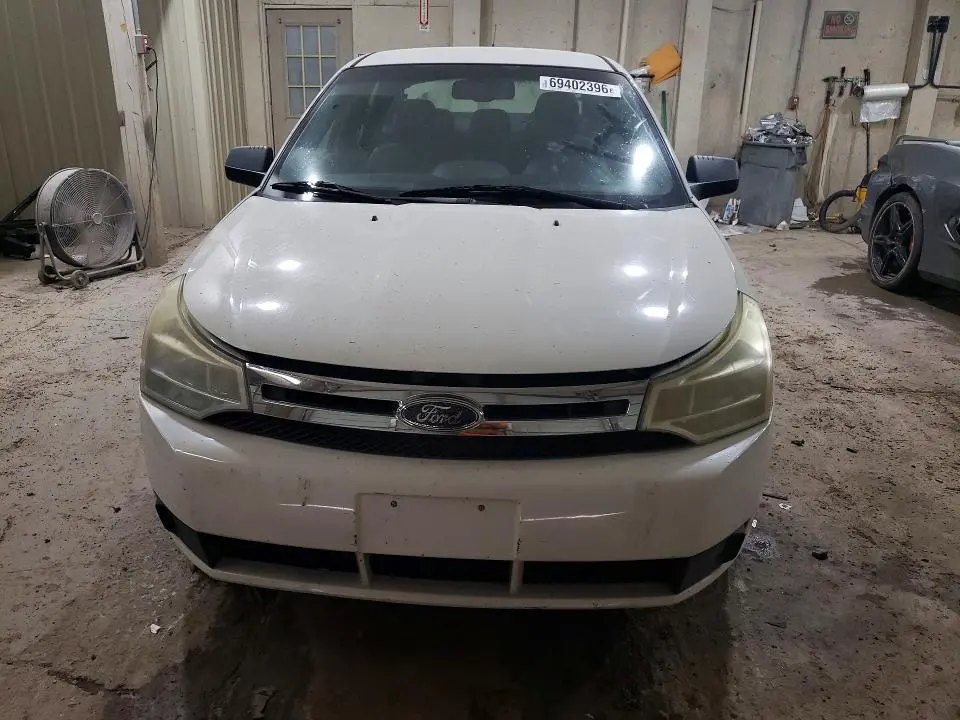2010 FORD FOCUS SE  