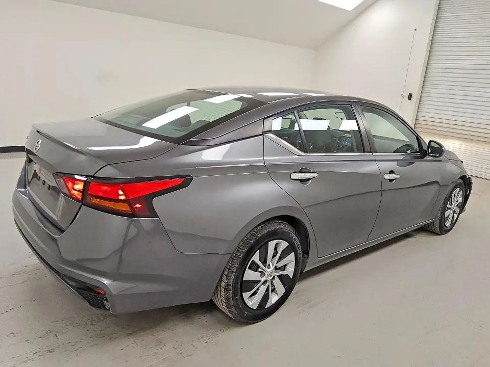 2022 NISSAN ALTIMA S  