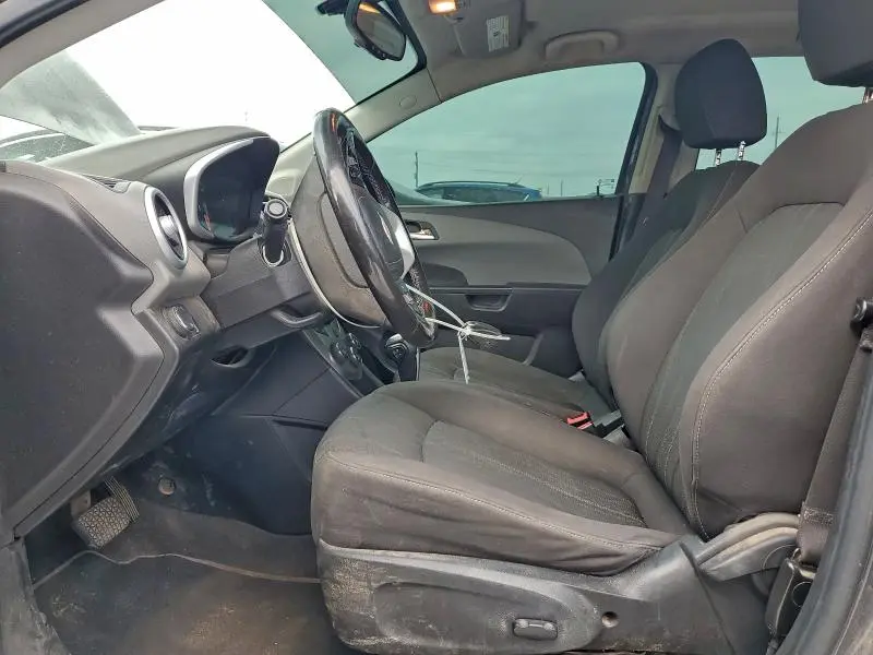 2017 CHEVROLET SONIC LT  