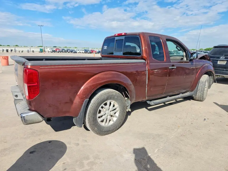 2017 NISSAN FRONTIER SV V6  