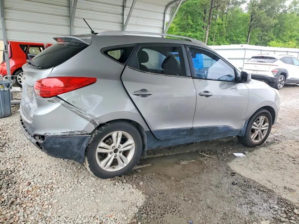 2011 HYUNDAI TUCSON GLS  