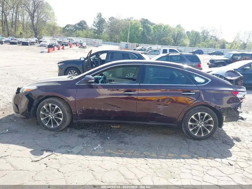 2016 TOYOTA AVALON XLE