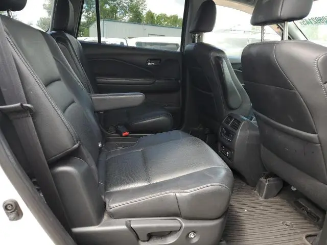 2016 HONDA PILOT ELITE  