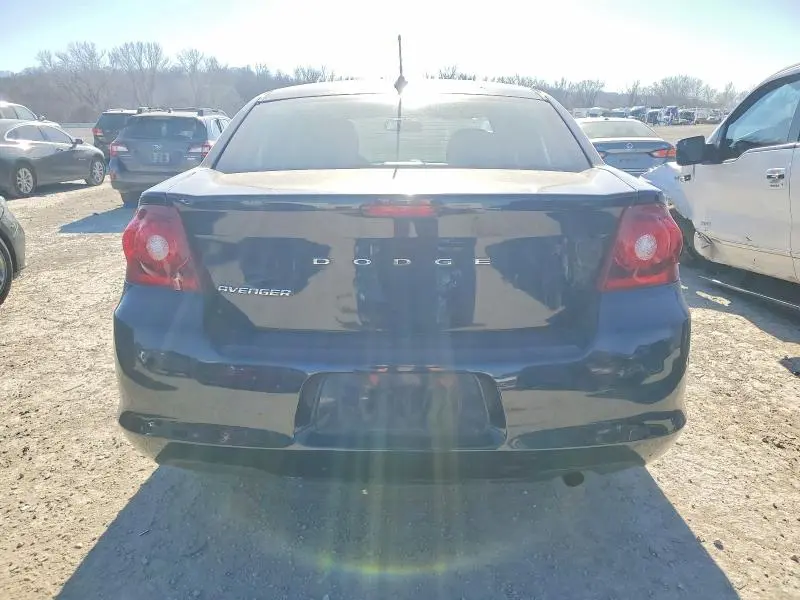 2013 DODGE AVENGER SE  