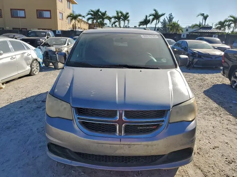 2013 DODGE GRAND CARAVAN SXT  