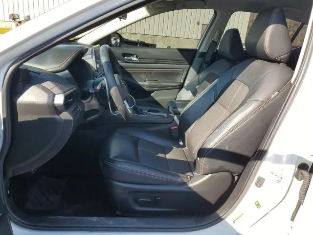 2021 NISSAN ALTIMA SR  