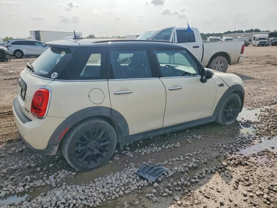 2016 MINI COOPER   