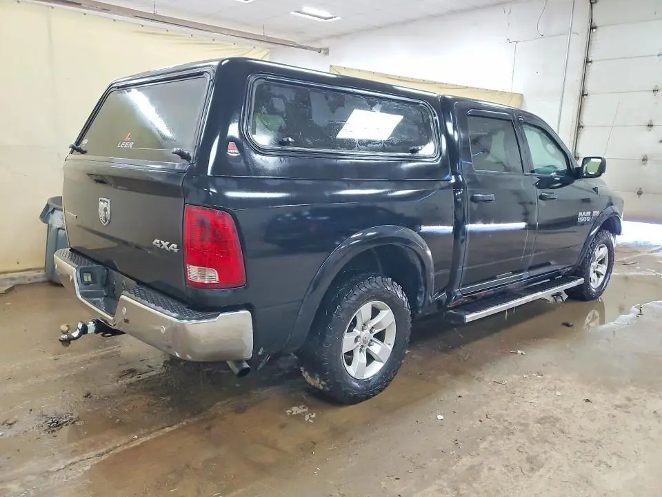 2014 RAM 1500 SLT  