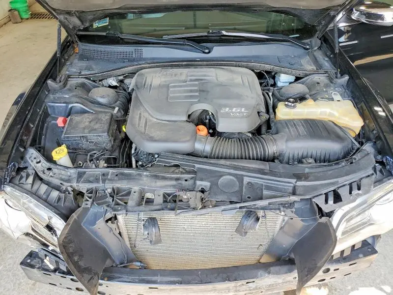 2012 CHRYSLER 300 LIMITED  