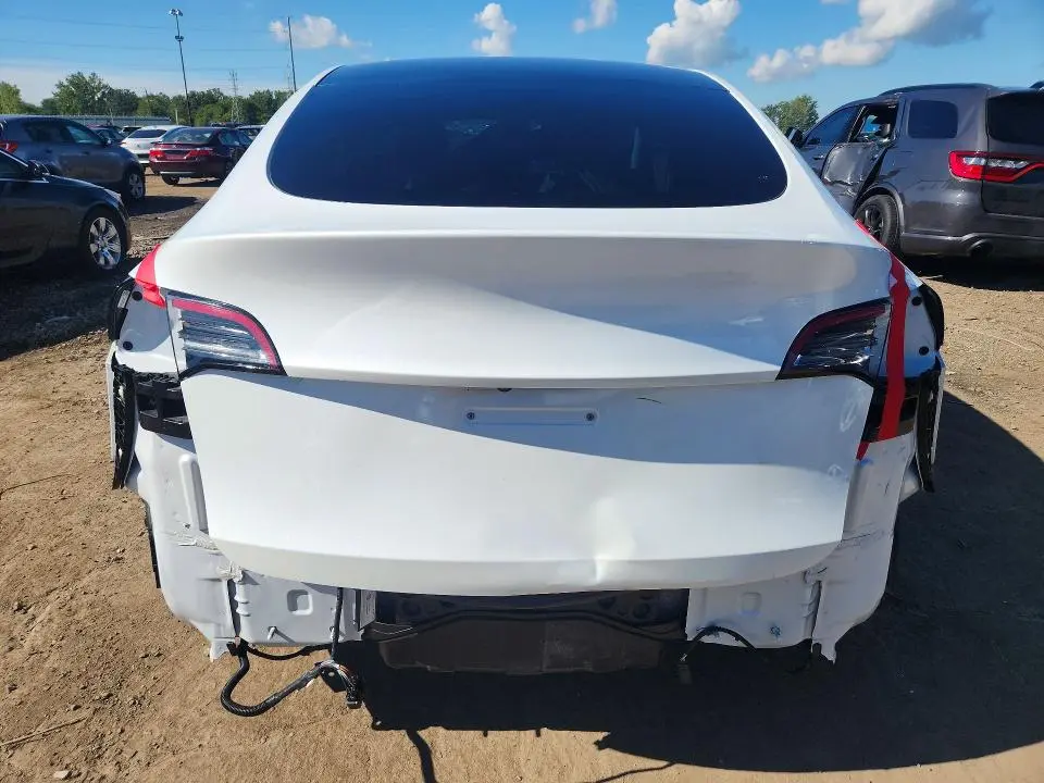 2022 TESLA MODEL Y   