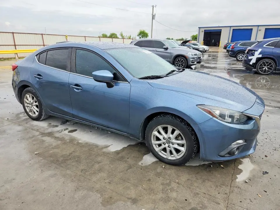2015 MAZDA 3 TOURING  