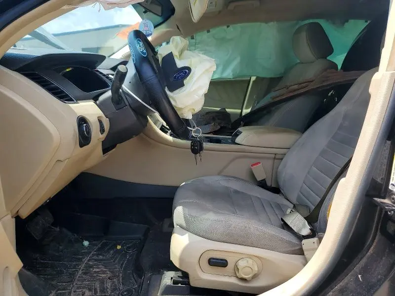 2013 FORD TAURUS SE  