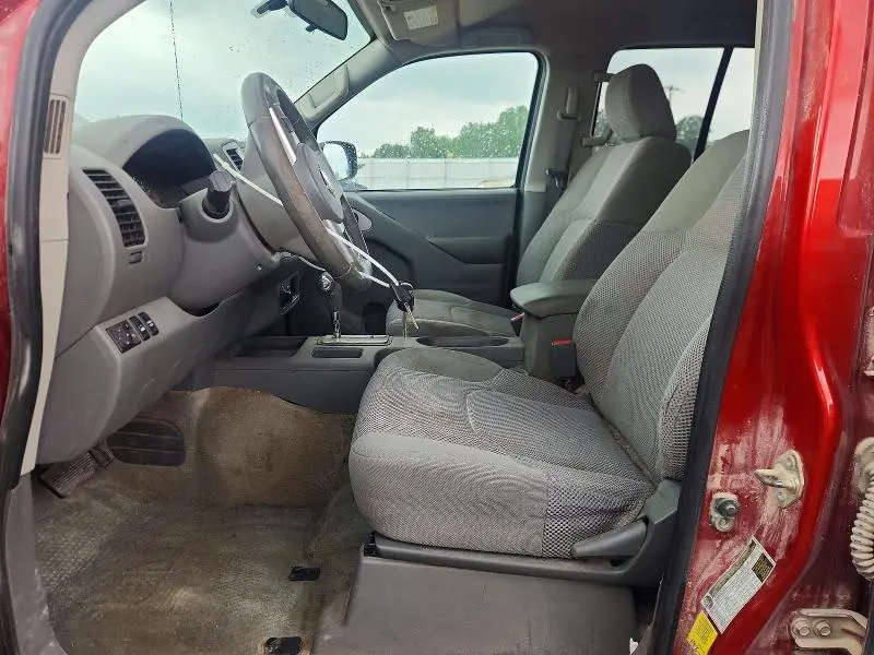 2017 NISSAN FRONTIER SV  