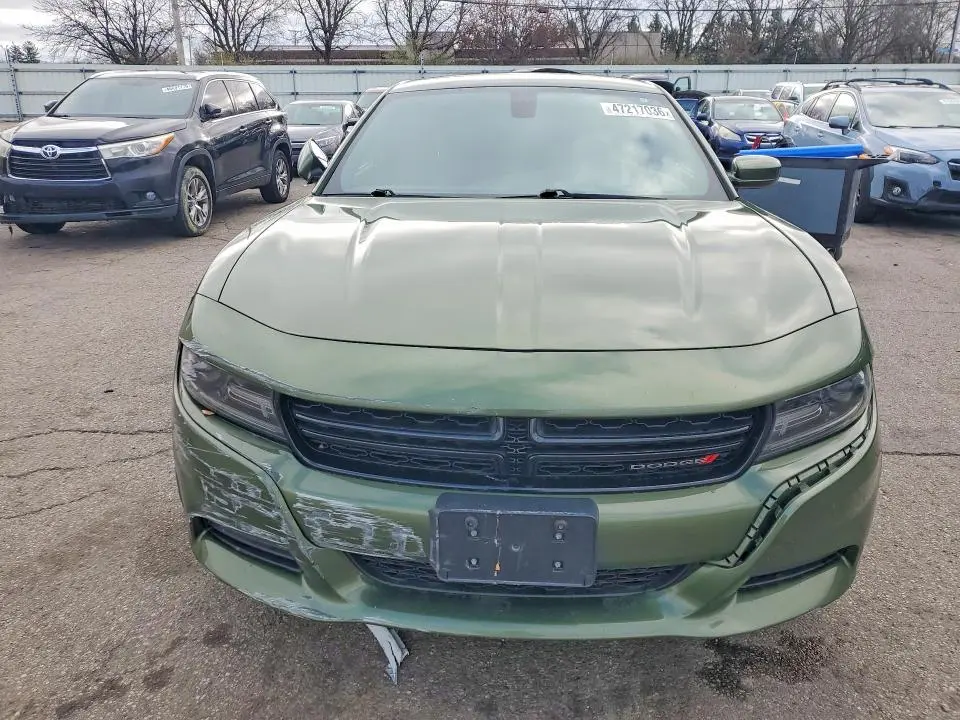 2019 DODGE CHARGER SXT  